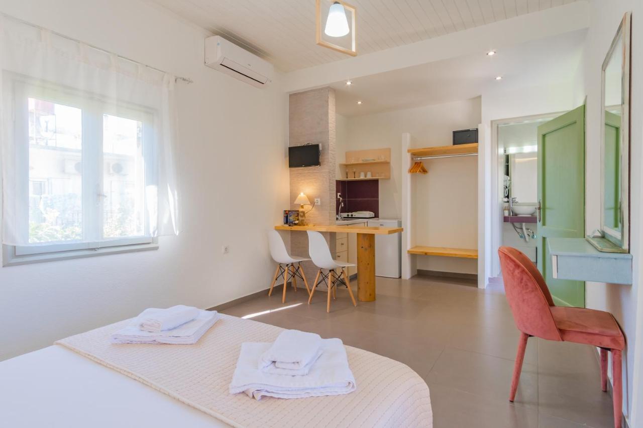 Christina Boutique Studios Elounda מראה חיצוני תמונה